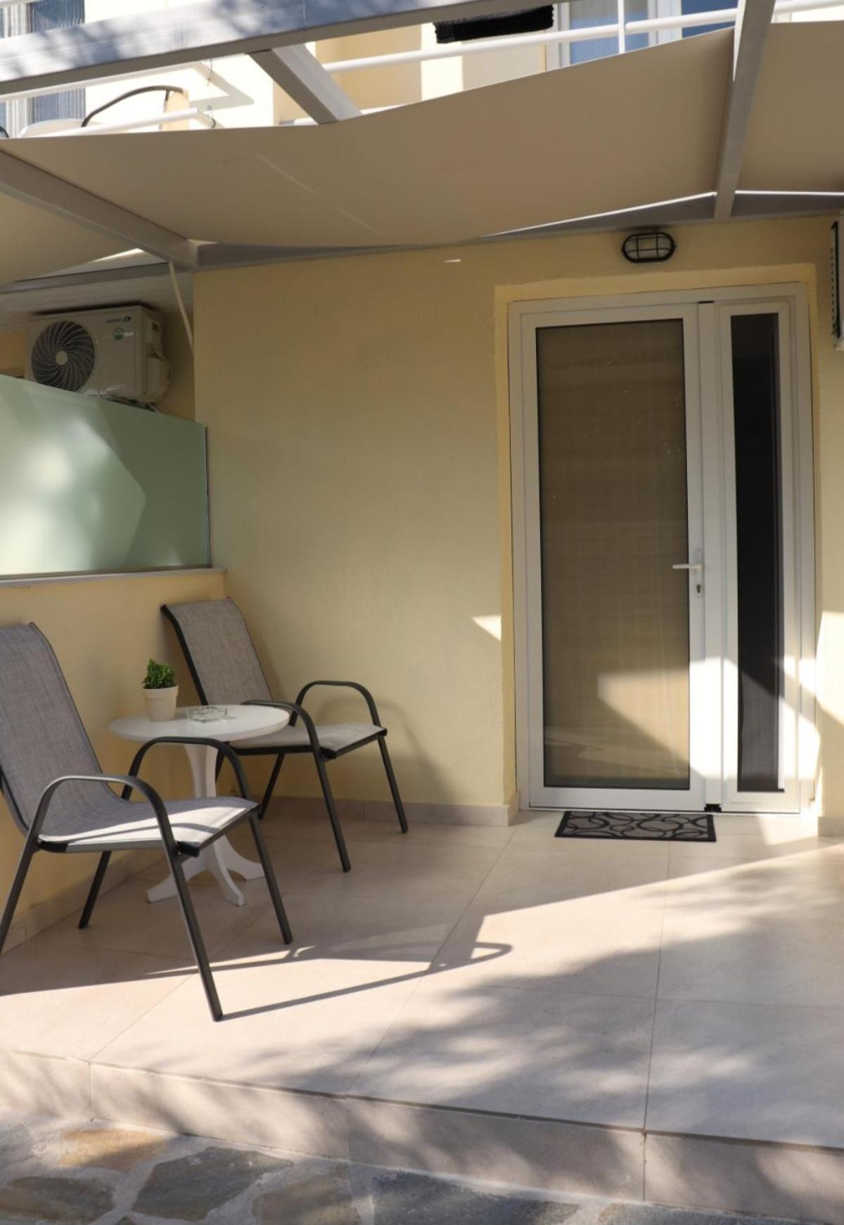Fiosal Apartments 1 Skiathos Exterior photo